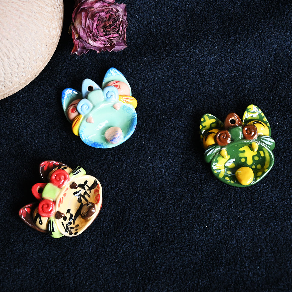 Heartfelt Guardian | Handcrafted Ceramic WaMao （猫头）Pendant Necklace | 蓝绿