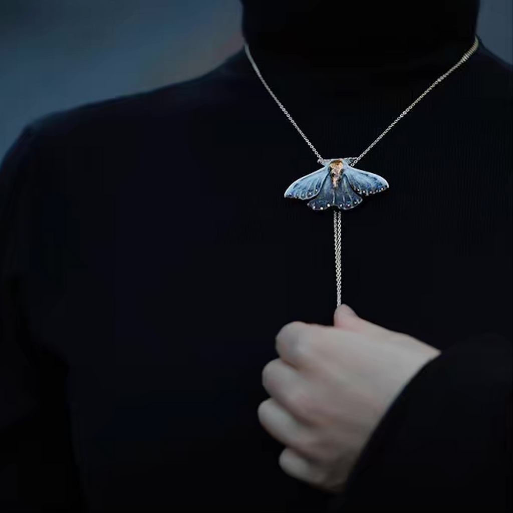 Necklace | Handcrafted Ceramic | 蓝凌蛾 | 蜕变之翼