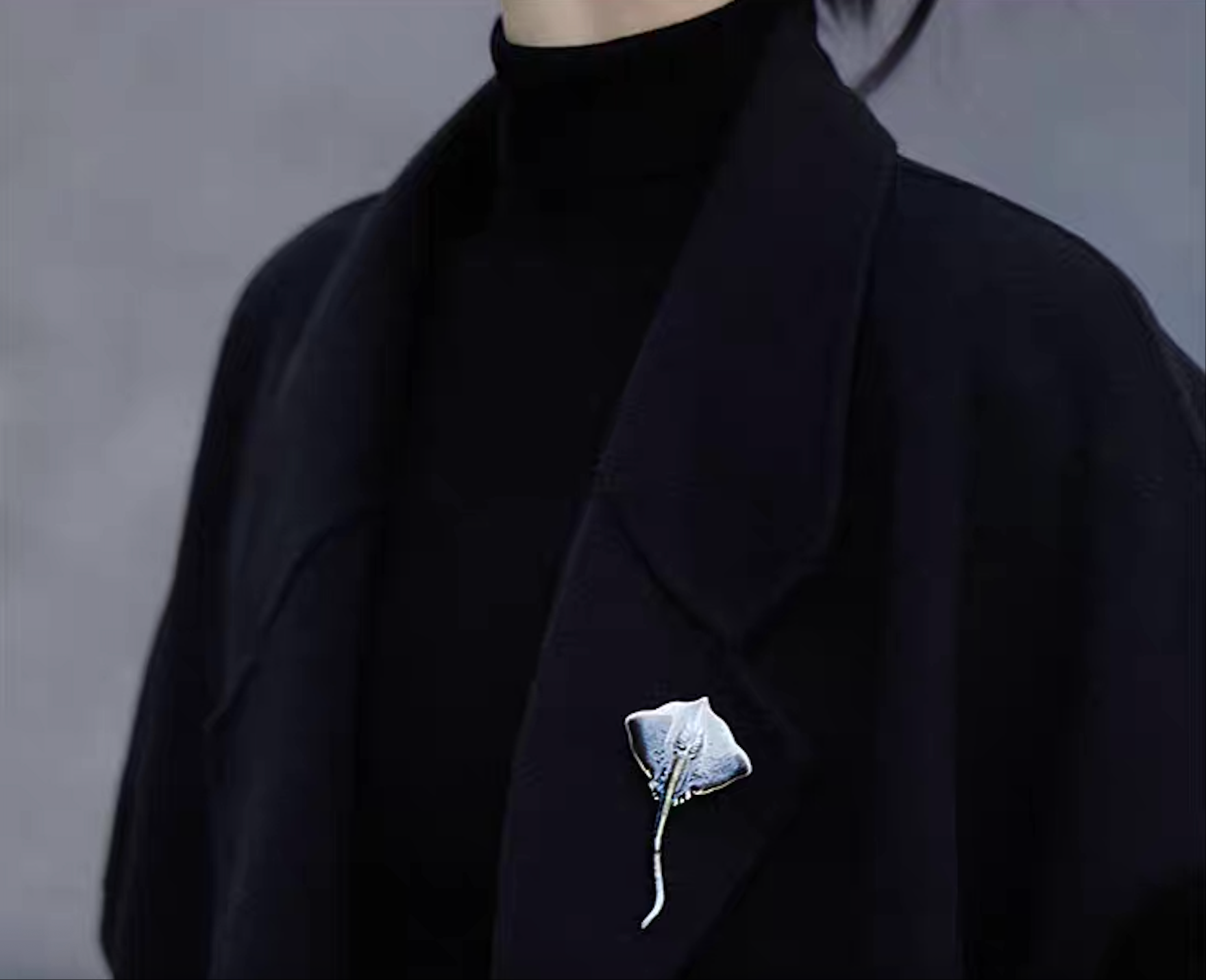 Brooch | Handcrafted Ceramic | 鳐鱼 | 遨游之翼