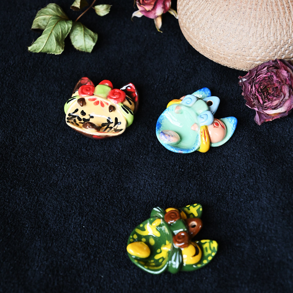 Heartfelt Guardian | Handcrafted Ceramic WaMao （猫头）Pendant Necklace | 蓝绿