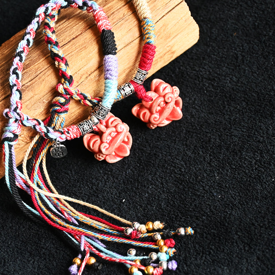 大猫头Attendant Guardian | Handcrafted Ceramic WaMao Bracelet | Crimson Flame