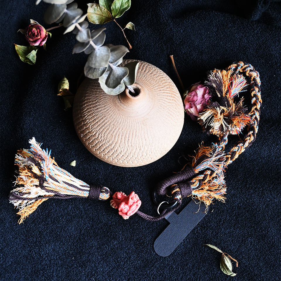 手机链Attendant Guardian | Handcrafted Ceramic WaMao Bracelet | Crimson Flame