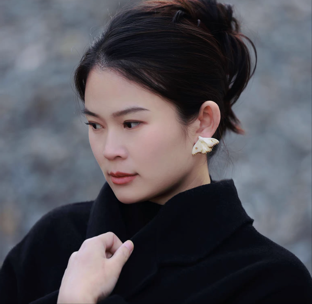 Earring | Handcrafted Ceramic | 烬霜之蛾 | 蜕变之翼