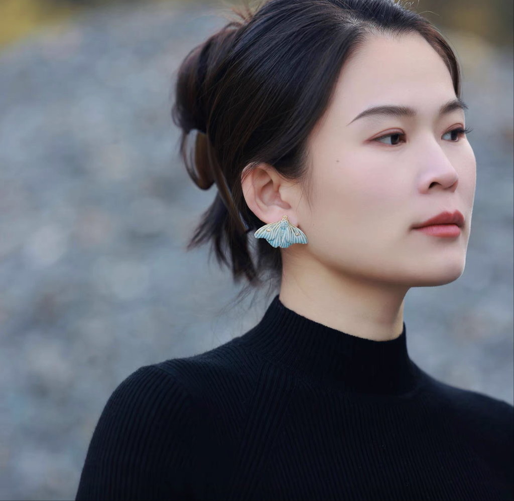 Earring | Handcrafted Ceramic | 烬霜之蛾 | 蜕变之翼