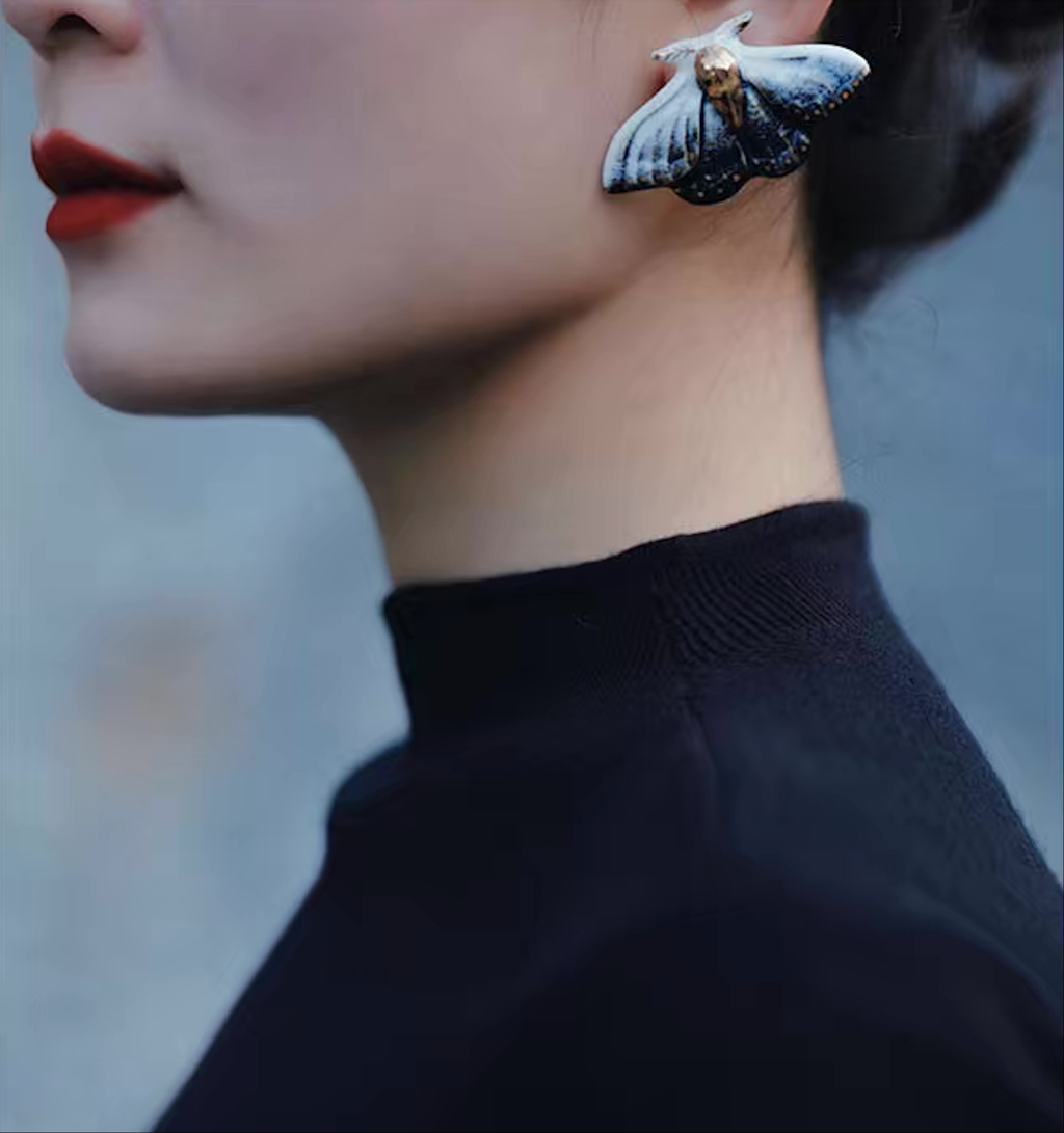 Earring | Handcrafted Ceramic | 蓝凌蛾 | 蜕变之翼