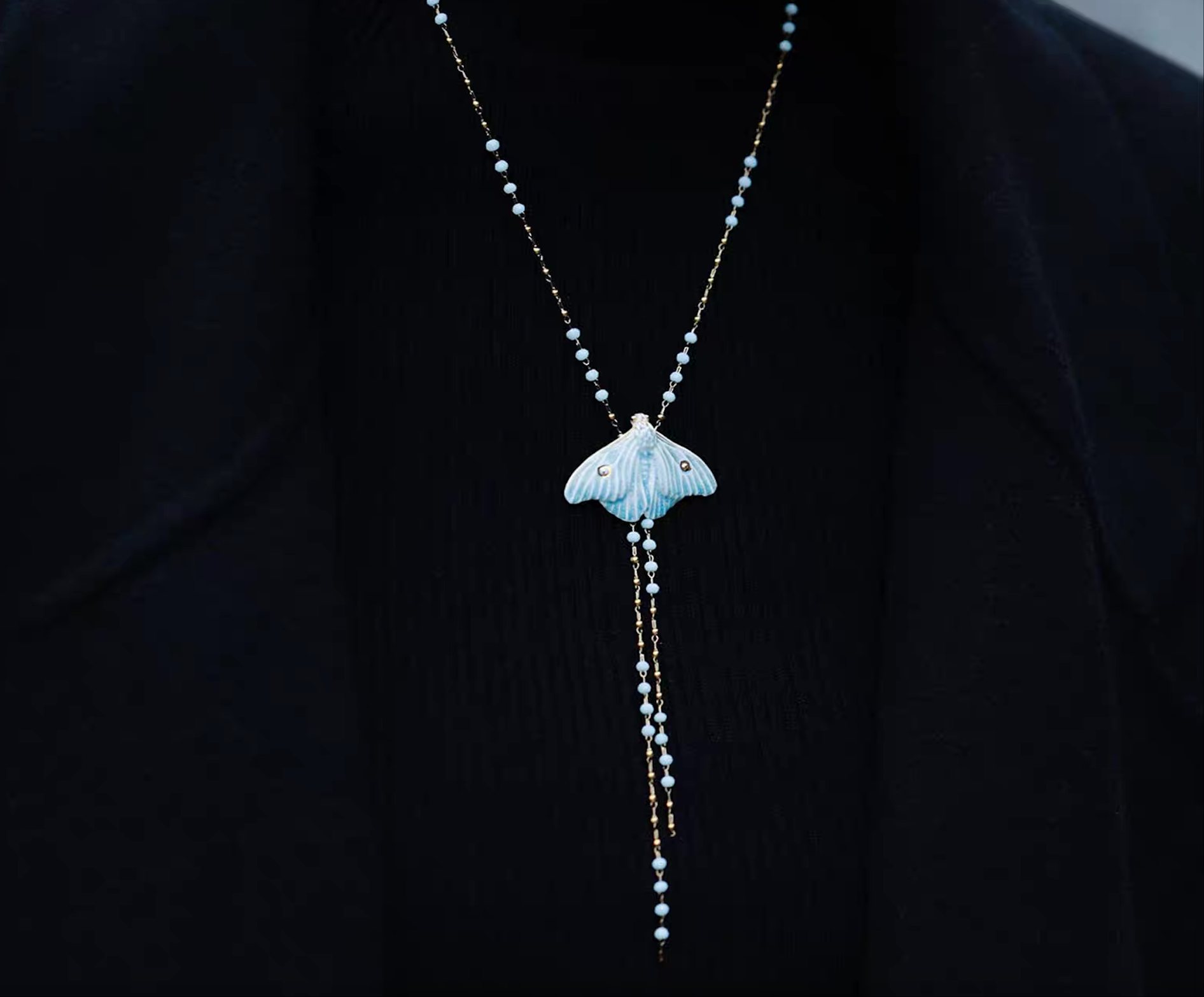 Necklace | Handcrafted Ceramic | 烬霜之蛾 | 蜕变之翼
