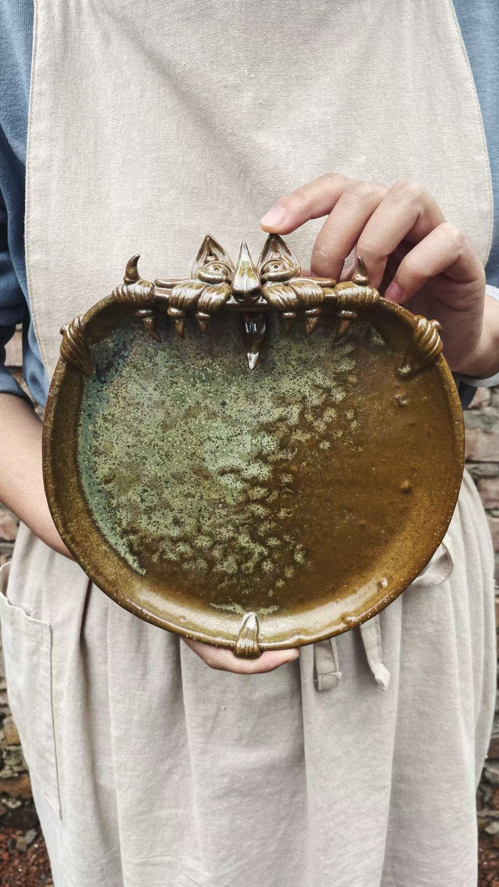 Ceramic-Cat Plate-WaMao-Bronze