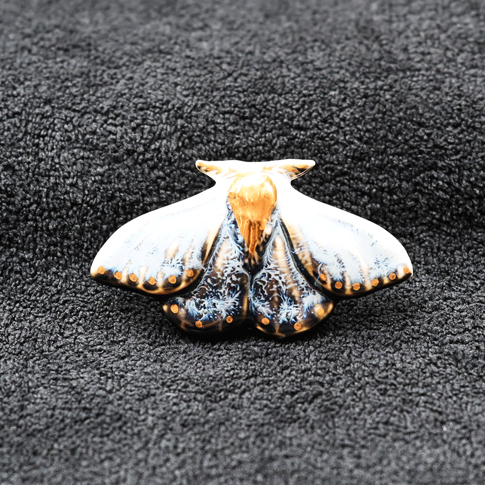 Brooch | Handcrafted Ceramic | 蓝凌蛾 | 蜕变之翼