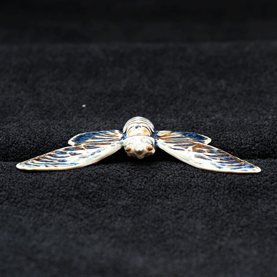 Brooch | Handcrafted Ceramic | 蝉 | 蜕变之翼
