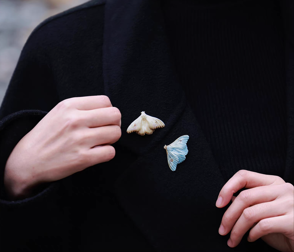 Brooch | Handcrafted Ceramic | 烬霜之蛾 | 蜕变之翼