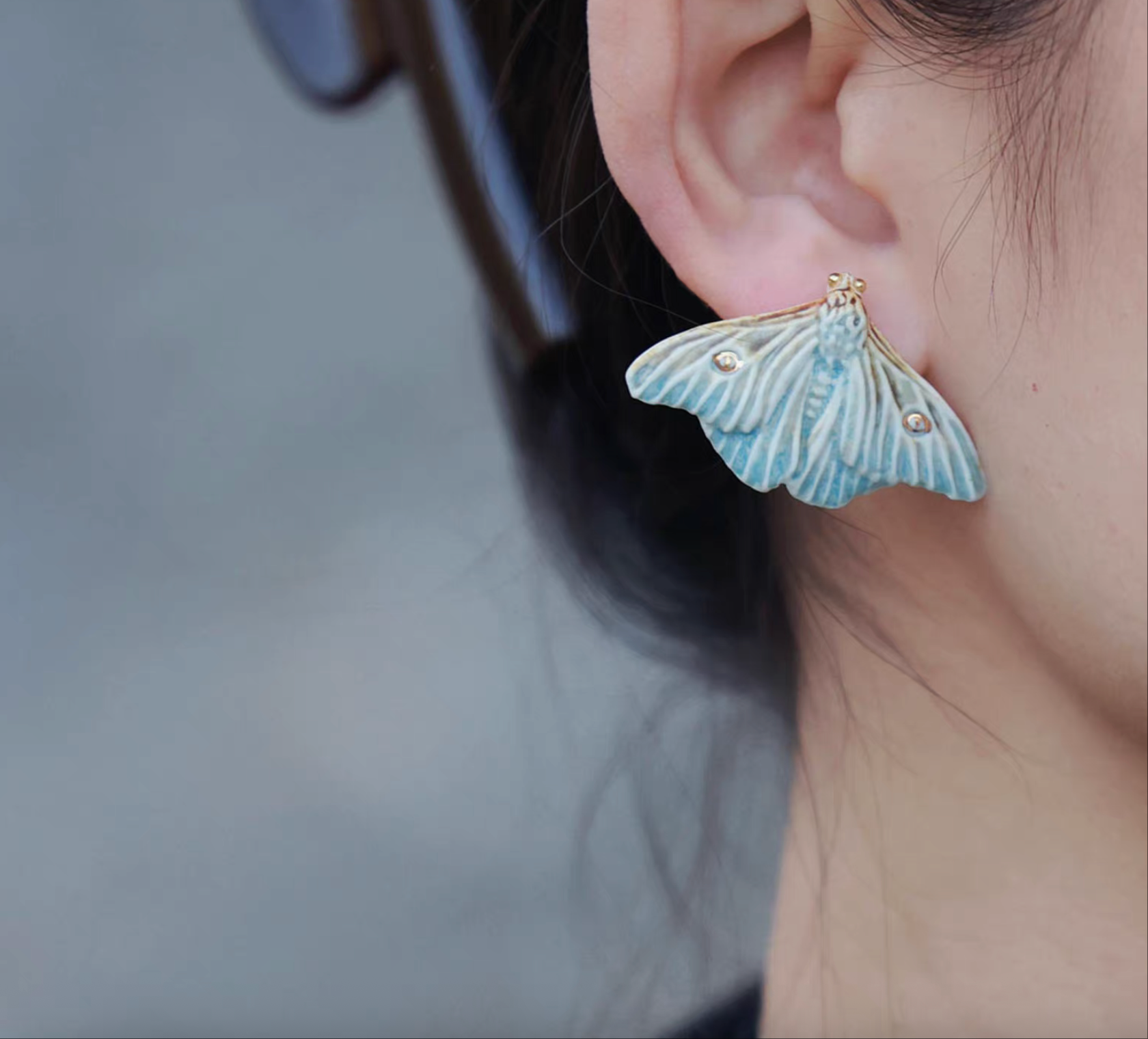 Earring | Handcrafted Ceramic | 烬霜之蛾 | 蜕变之翼
