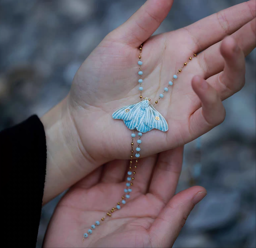 Necklace | Handcrafted Ceramic | 烬霜之蛾 | 蜕变之翼