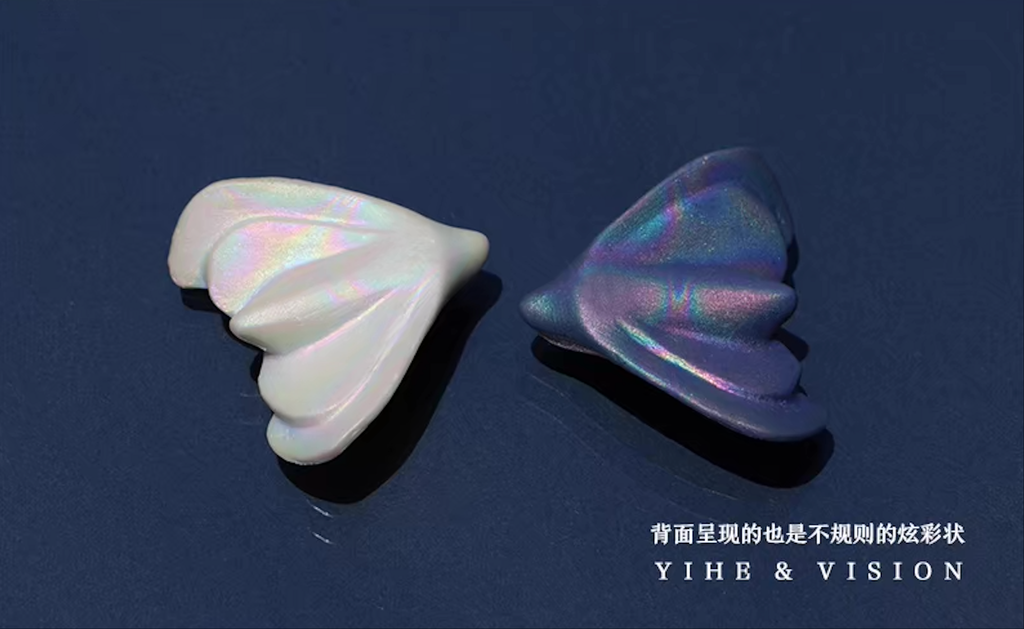 Brooch | Handcrafted Ceramic | 飞蛾 | 蜕变之翼