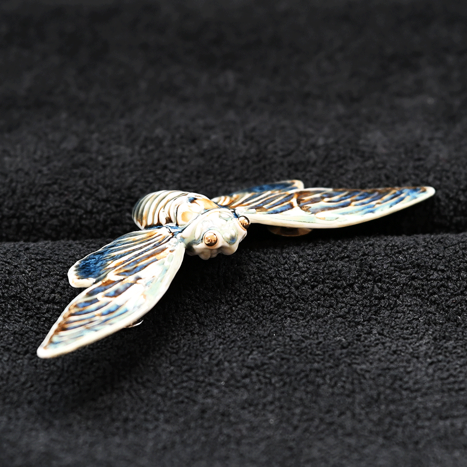 Brooch | Handcrafted Ceramic | 蝉 | 蜕变之翼