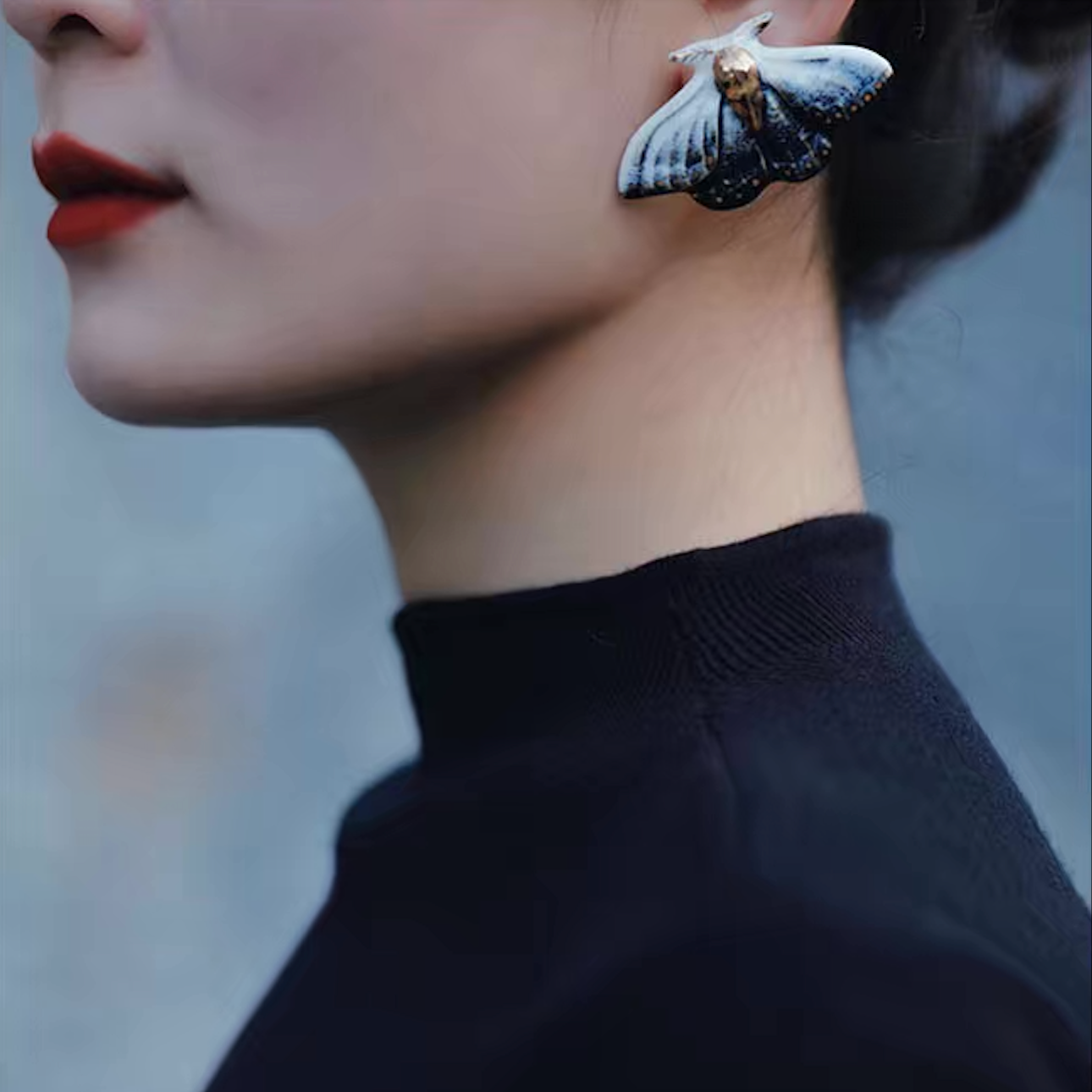 Earring | Handcrafted Ceramic | 蓝凌蛾 | 蜕变之翼